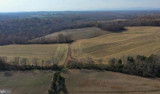 Photo #8 of 8184 FOX GROVES RD, REMINGTON, VA 1,233.2 acres