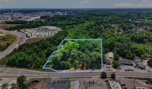 Photo #7 of 5017 Yadkin, Fayetteville, NC 3.7 acres