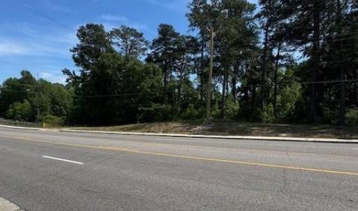 Photo #16 of 5017 Yadkin, Fayetteville, NC 3.7 acres
