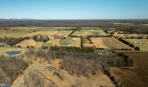 Photo #6 of 8772 OLD DUMFRIES RD, CATLETT, VA 5.0 acres