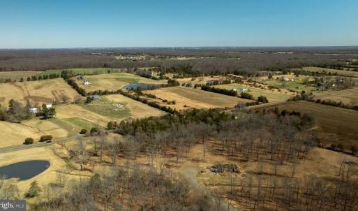 Photo #8 of 8772 OLD DUMFRIES RD, CATLETT, VA 5.0 acres