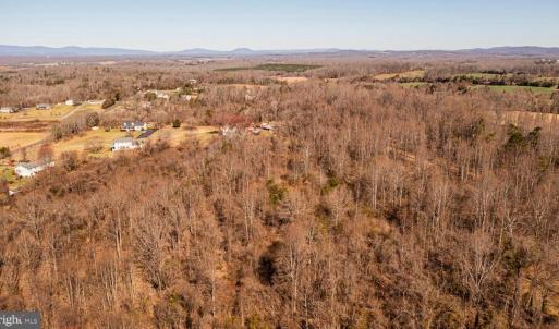 Photo #8 of 8158 BOTHA RD, WARRENTON, VA 26.5 acres