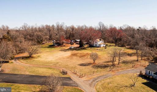 Photo #5 of 8158 BOTHA RD, WARRENTON, VA 26.5 acres