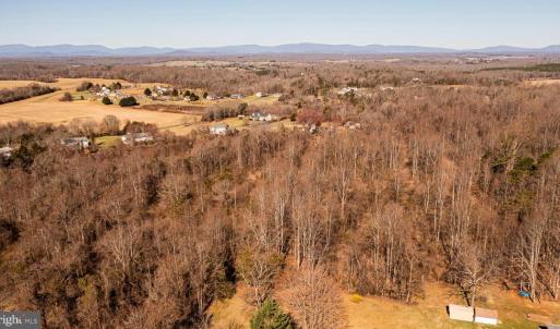 Photo #5 of 8158 BOTHA RD, WARRENTON, VA 26.5 acres