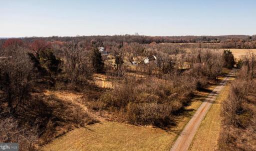 Photo #24 of 8158 BOTHA RD, WARRENTON, VA 26.5 acres