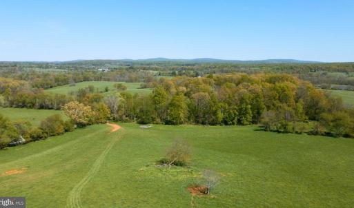 Photo #35 of 8160 FROGTOWN RD, MARSHALL, VA 450.0 acres