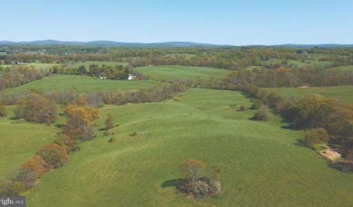 Photo #39 of 8160 FROGTOWN RD, MARSHALL, VA 450.0 acres