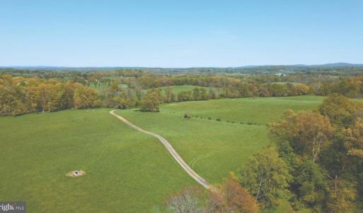 Photo #43 of 8160 FROGTOWN RD, MARSHALL, VA 450.0 acres