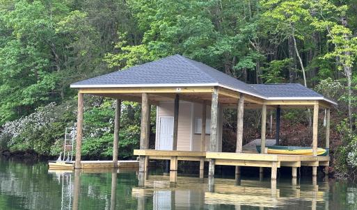 Lot 24 Sanctuary Bay Dock