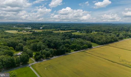 Photo #13 of 9960 MEETZE RD, MIDLAND, VA 1.8 acres