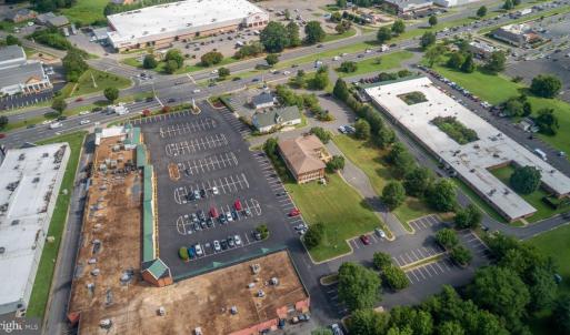 Photo #4 of 3910 PLANK RD, FREDERICKSBURG, VA 1.1 acres