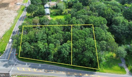 Photo #4 of 7417 RILEY RD, WARRENTON, VA 2.1 acres