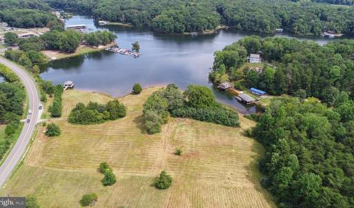 Photo #15 of 4719 EAGLE POINT CT, SPOTSYLVANIA, VA 1.0 acres