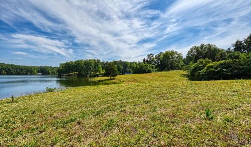 Photo #9 of 4715 EAGLE POINT CT, SPOTSYLVANIA, VA 1.0 acres