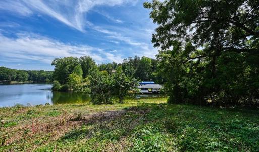 Photo #5 of 4711 EAGLE POINT CT, SPOTSYLVANIA, VA 1.0 acres