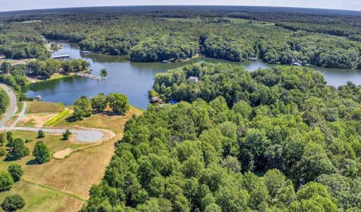 Photo #15 of 4707 EAGLE POINT CT, SPOTSYLVANIA, VA 1.0 acres