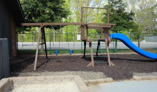 Hunting Hills Playground