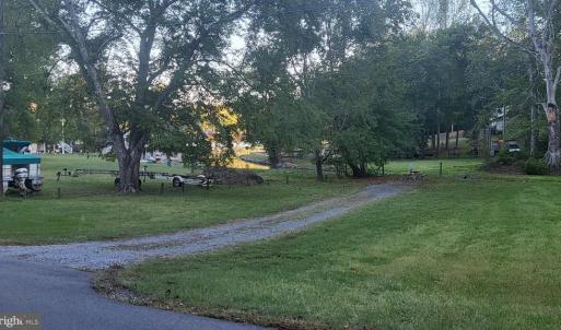 Photo #7 of 835 NORTH LAKE SHORE DR, LOUISA, VA