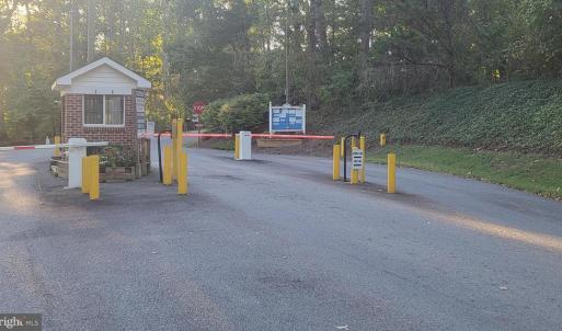 Photo #1 of 835 NORTH LAKE SHORE DR, LOUISA, VA
