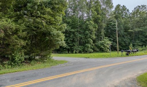 Photo #10 of 15 HANBACK RD, GORDONSVILLE, VA 2.5 acres