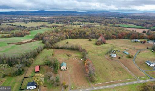 Photo #7 of 7035 LEEDS MANOR, MARSHALL, VA 2.8 acres