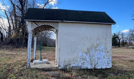 Photo #16 of 7035 LEEDS MANOR, MARSHALL, VA 2.8 acres