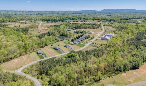 087-Lot 24 Pine Watch Cir 06