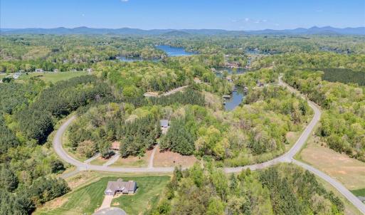 089-Lot 24 Pine Watch Cir 08