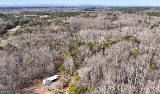 Photo #9 of 6650 HOOK CT, SPOTSYLVANIA, VA 5.0 acres