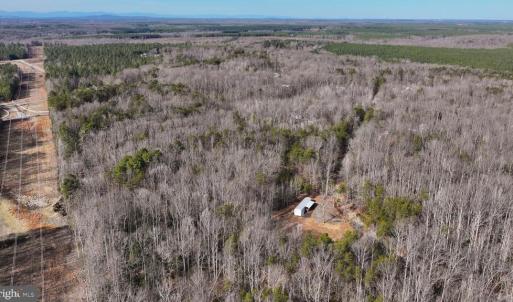 Photo #20 of 6650 HOOK CT, SPOTSYLVANIA, VA 5.0 acres