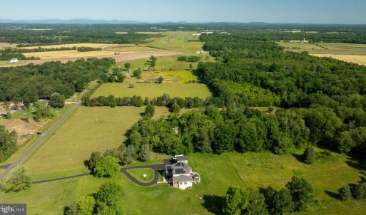 Photo #4 of 11243 BLACKWELLTOWN RD, MIDLAND, VA 8.6 acres