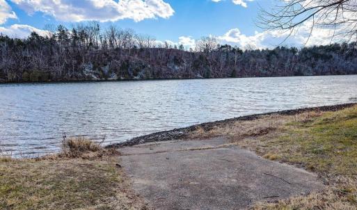 Photo #20 of RIVERBEND DR, LURAY, VA 0.8 acres