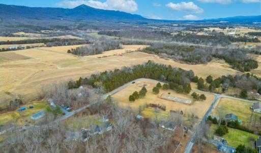 Photo #11 of RIVERBEND DR, LURAY, VA 0.8 acres
