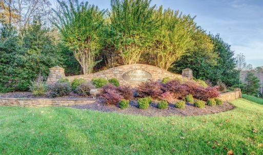 Admirals Landing Entrance Sign
