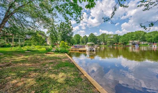 Photo #5 of 1915 LAKEVIEW PKWY, LOCUST GROVE, VA 0.4 acres