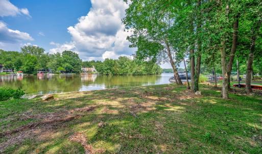 Photo #12 of 1915 LAKEVIEW PKWY, LOCUST GROVE, VA 0.4 acres