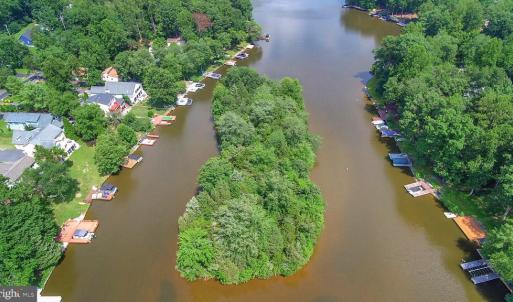 Photo #10 of 1915 LAKEVIEW PKWY, LOCUST GROVE, VA 0.4 acres