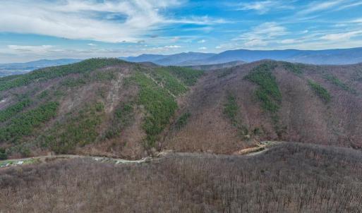 Photo #8 of 2382 LUCAS HOLLOW RD, STANLEY, VA 1.0 acres