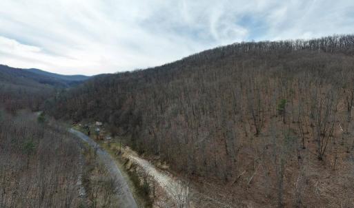 Photo #17 of 2382 LUCAS HOLLOW RD, STANLEY, VA 1.0 acres