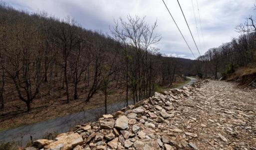 Photo #23 of 2382 LUCAS HOLLOW RD, STANLEY, VA 1.0 acres