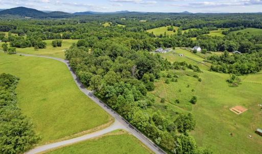 Photo #2 of 33 DOCS RD, CULPEPER, VA 5.0 acres