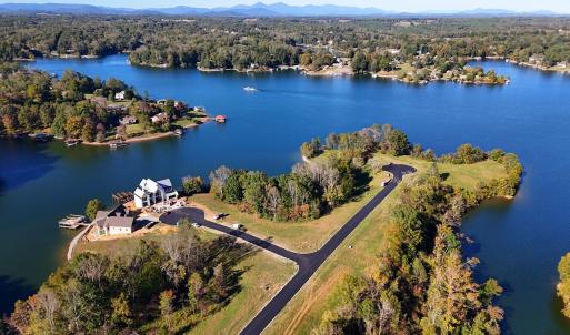 Still 2025-10-13 214053_1.4.2