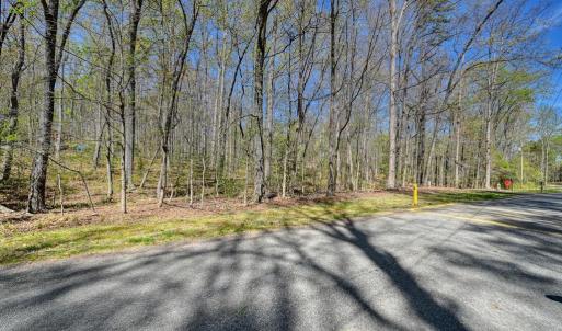 Photo #3 of LAKEWOOD CIRCLE, MINERAL, VA 1.1 acres