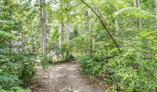 Photo #2 of 108 CONFEDERATE CIR, LOCUST GROVE, VA 0.3 acres