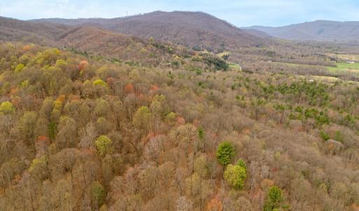 04-Adventure Mountain Rd_04