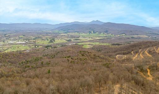 09-Adventure Mountain Rd_09