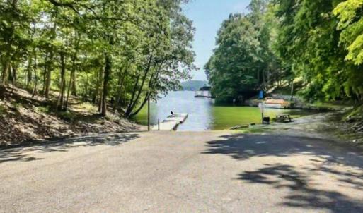 community dock boat launch-Lynville