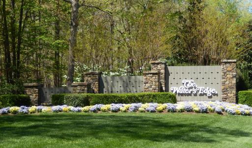 WatersEdgeEntrance03_20210416