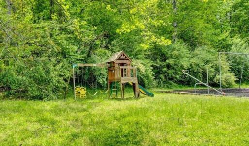 Beechwood West Playground 2