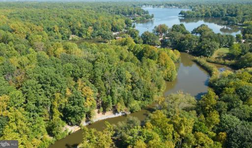 Photo #27 of 1242 LAKESHORE DR, LOUISA, VA 0.6 acres